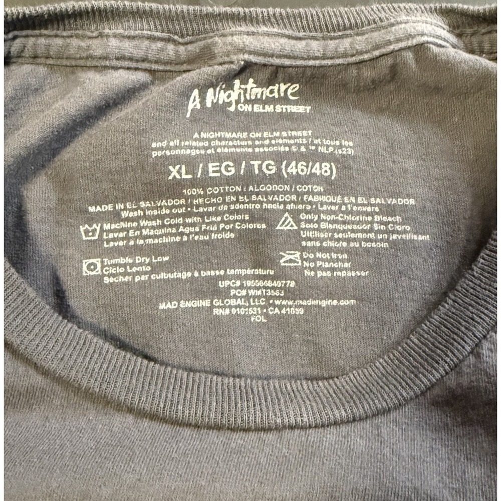 A Nightmare On Elm Street T- Shirt Size Adult XL. O - Picture 4 of 4